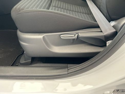 New 2026 Mitsubishi Eclipse Cross LE image 37