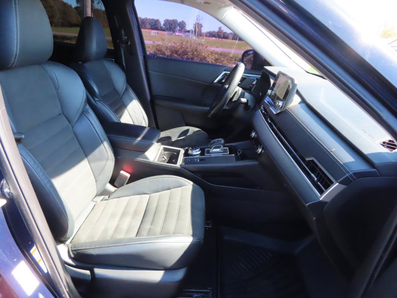 Used 2022 Mitsubishi Outlander SE AWD/4WD image 48