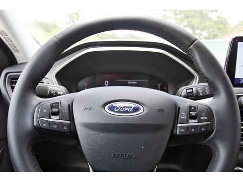 Certified 2023 Ford Escape Active FWD image 16
