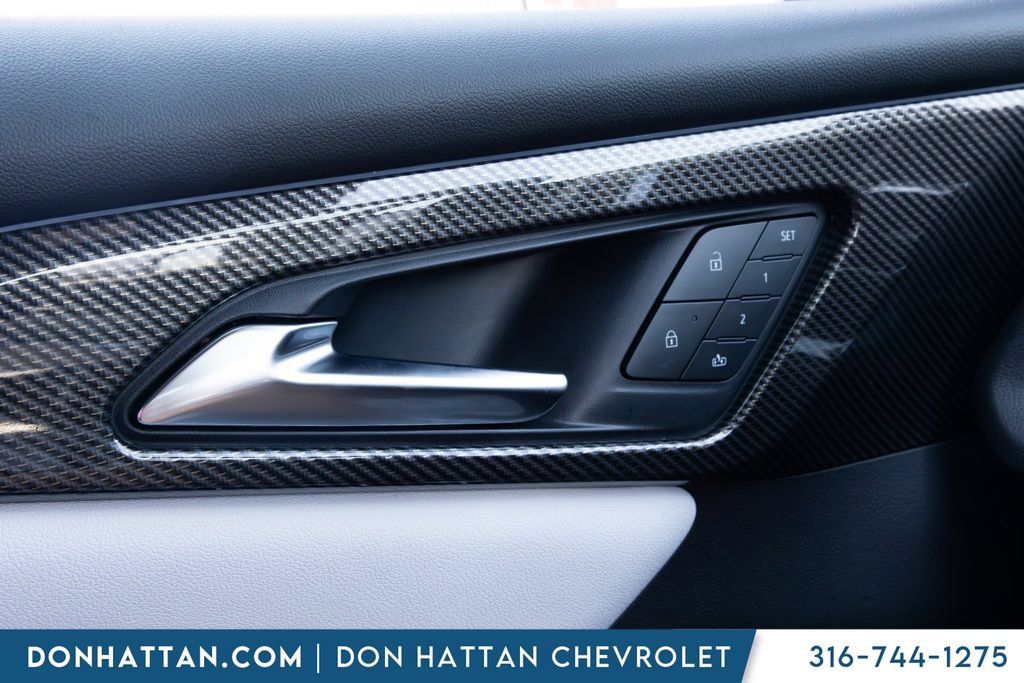 New 2026 Chevrolet Traverse High Country FWD image 13