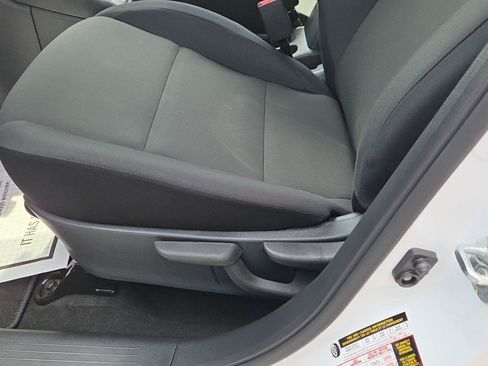 Used 2025 Nissan Kicks Play S FWD image 12