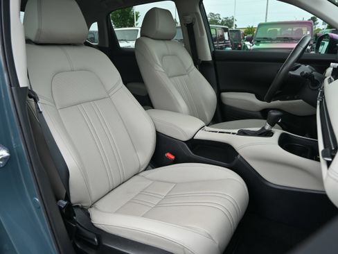 Used 2024 Honda HR-V EX-L image 33