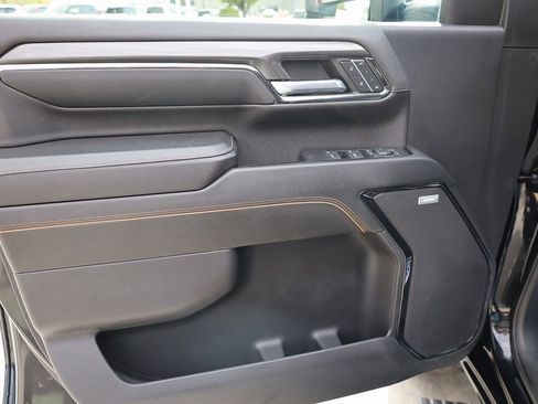 Used 2024 GMC Sierra 3500 AT4 w/ AT4 Premium Plus Package image 10