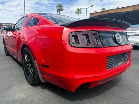 Used 2013 Ford Mustang GT Premium w/ GT Coupe Accessory Pkg 5 RWD image 5