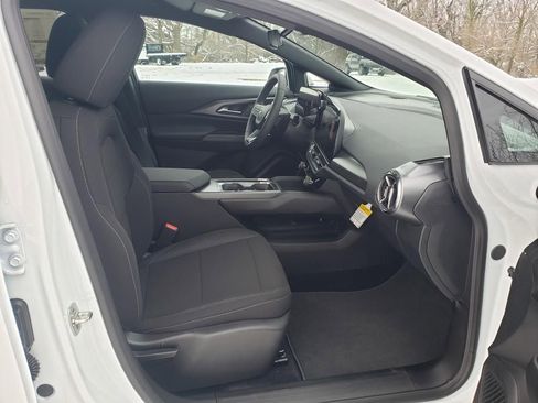 New 2026 Chevrolet Equinox EV LT FWD image 21