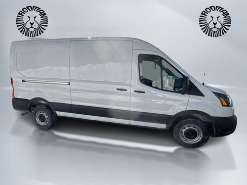 New 2026 Ford Transit 250 148 Medium Roof RWD image 5