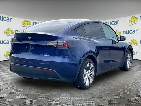 Used 2022 Tesla Model Y Long Range AWD/4WD image 6