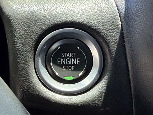 Certified 2024 GMC Yukon AT4 w/ Technology Package AWD/4WD image 23