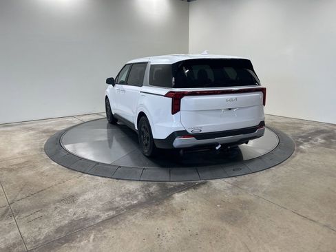 New 2026 Kia Carnival image 7