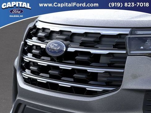 New 2026 Ford Explorer Active image 17