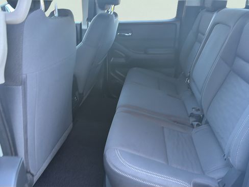 Used 2023 Nissan Frontier SV w/ SV Convenience Package AWD/4WD image 25