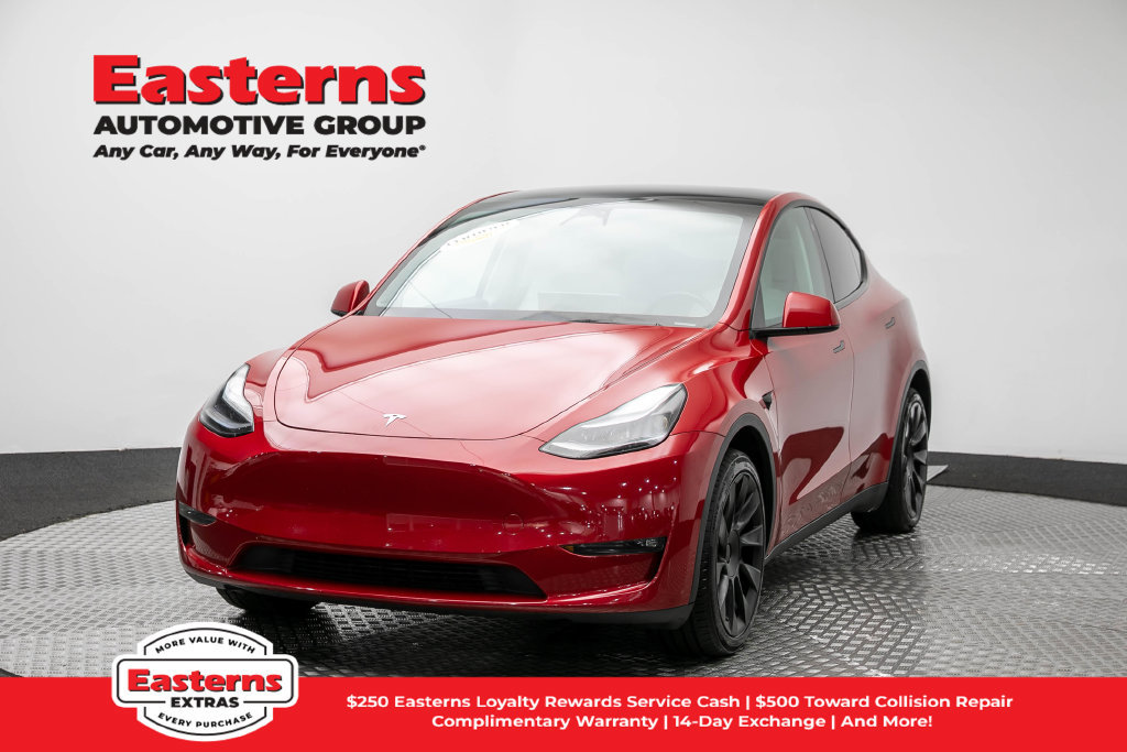 Used 2023 Tesla Model Y Long Range AWD/4WD image 1