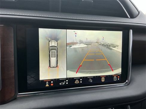 Used 2023 GMC Yukon Denali Ultimate image 19