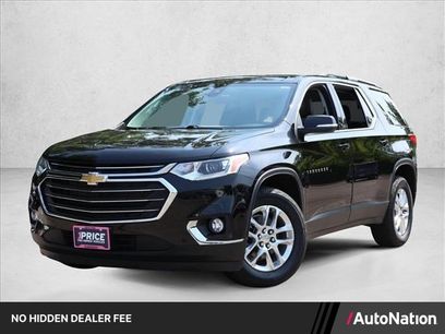 Used 2021 Chevrolet Traverse LT