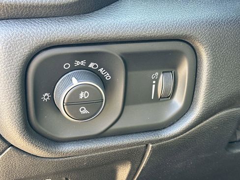 Used 2020 RAM 1500 Big Horn image 19