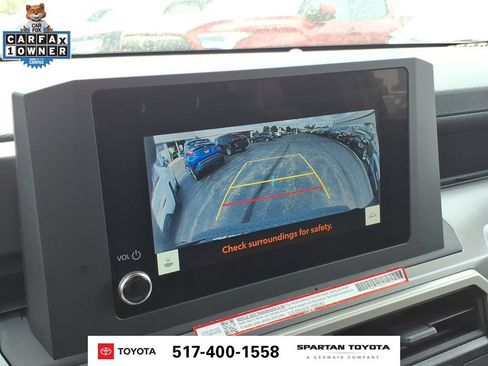 Used 2025 Toyota 4Runner SR5 AWD/4WD image 25
