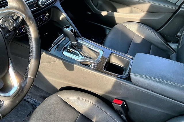 Used 2019 Buick Regal Essence w/ Driver Confidence Package I AWD/4WD image 17