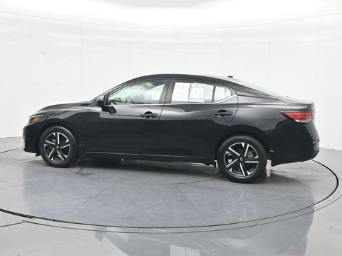 Used 2024 Nissan Sentra SV FWD image 8