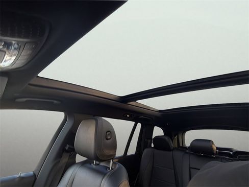 Certified 2023 Mercedes-Benz GLS 450 4MATIC image 18