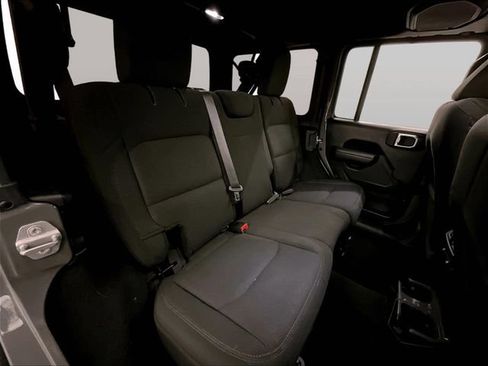 Used 2019 Jeep Wrangler Unlimited Sport S AWD/4WD image 26