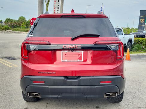 Used 2023 GMC Acadia SLT w/ Elevation Edition FWD image 6