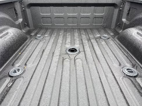 New 2026 RAM 2500 Laramie AWD/4WD image 11