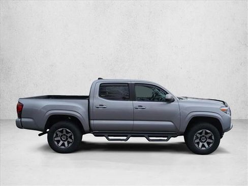Used 2021 Toyota Tacoma SR image 4