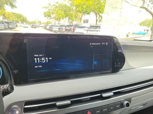Used 2024 Hyundai Palisade SEL w/ Premium Package FWD image 28