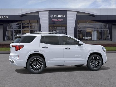 New 2026 GMC Terrain Denali w/ LPO, Floor Liner Package AWD/4WD image 5
