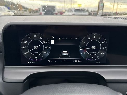 New 2026 Kia Seltos SX w/ SX Sunroof Package image 28