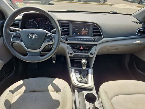 Used 2017 Hyundai Elantra SE FWD image 7