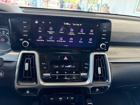 Used 2023 Kia Sorento S w/ Panoramic Sunroof Package FWD image 14