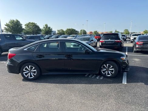 Used 2023 Honda Civic LX image 11