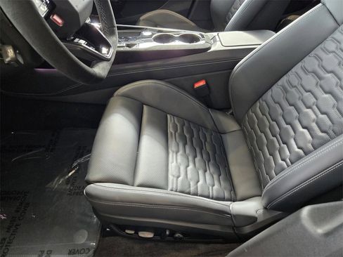 New 2026 Audi RS e-tron GT performance image 26