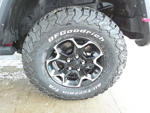 Used 2022 Jeep Wrangler Unlimited Rubicon 4xe w/ Dual Top Group image 70