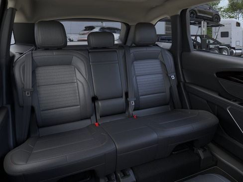 New 2026 Lincoln Nautilus Reserve w/ Jet Appearance Package image 11