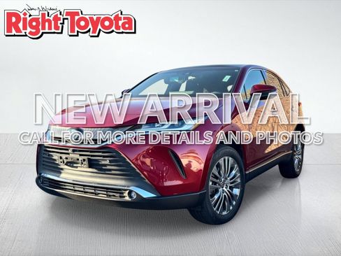 Certified 2022 Toyota Venza Limited AWD/4WD image 1