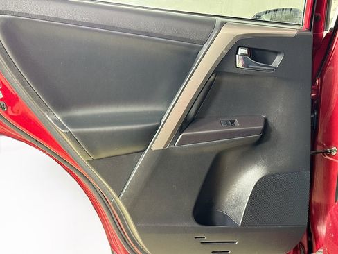 Certified 2018 Toyota RAV4 XLE image 18