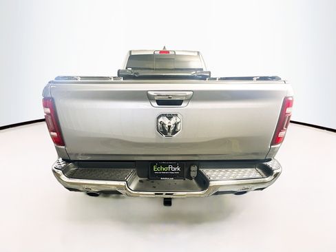 Used 2019 RAM 1500 Laramie RWD image 7