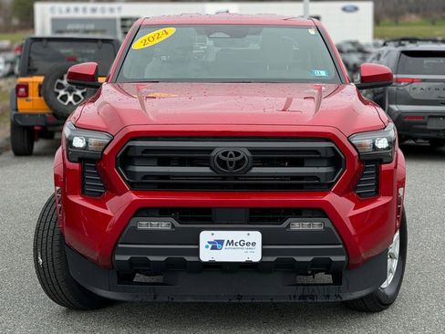 Certified 2024 Toyota Tacoma SR5 image 2