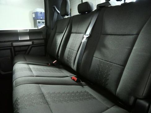 Used 2019 Ford F150 XLT w/ Equipment Group 302A Luxury AWD/4WD image 17
