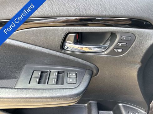 Used 2019 Honda Pilot Touring image 21