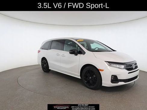 Used 2025 Honda Odyssey Sport-L image 27