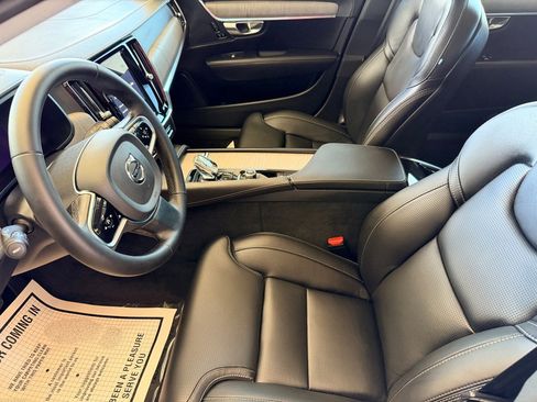 Used 2023 Volvo S90 B6 Ultimate w/ Protection Package Premier image 8