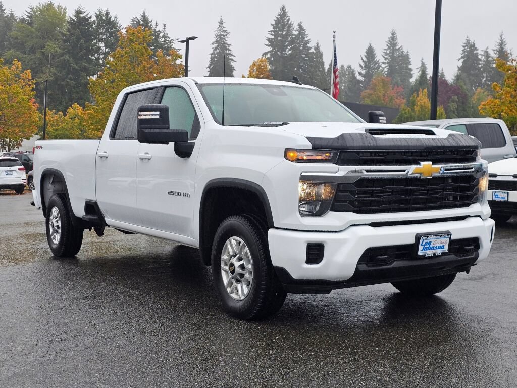 Certified 2026 Chevrolet Silverado 2500 LT AWD/4WD image 3