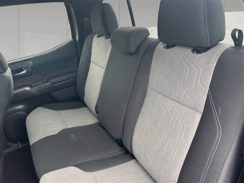 Used 2023 Toyota Tacoma TRD Sport w/ Technology Package image 16