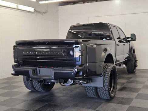Used 2026 Ford F450 Platinum w/ FX4 Off-Road Package AWD/4WD image 5