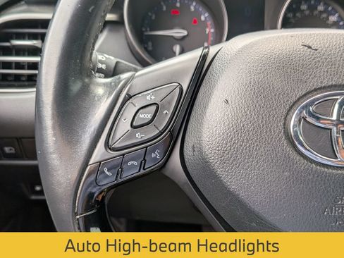 Used 2018 Toyota C-HR XLE FWD image 20