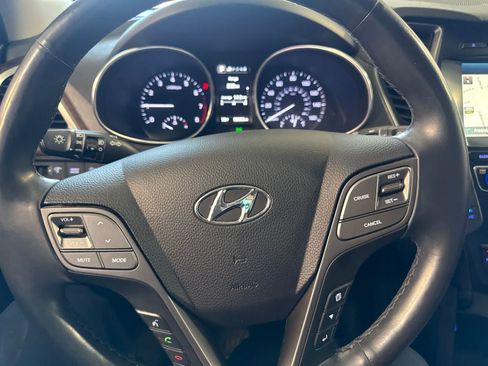 Used 2018 Hyundai Santa Fe Limited FWD image 22