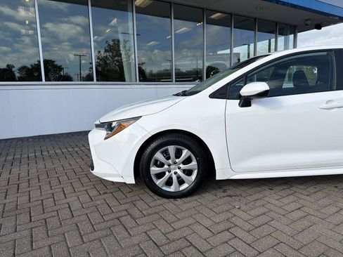 Used 2024 Toyota Corolla LE FWD image 9